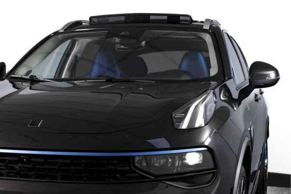 Lynk & Co 01 1.5 PHEV 261PK MY22 | 360 Camera | 7.4 kWh Boordlader | S/K-panodak | Adapt. Cruise | Memory | Elek. klep | Trekhaak | LM 20" |