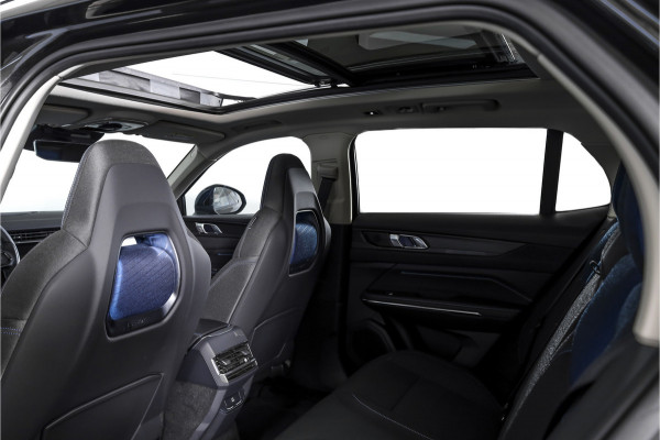 Lynk & Co 01 1.5 PHEV 261PK MY22 | 360 Camera | 7.4 kWh Boordlader | S/K-panodak | Adapt. Cruise | Memory | Elek. klep | Trekhaak | LM 20" |