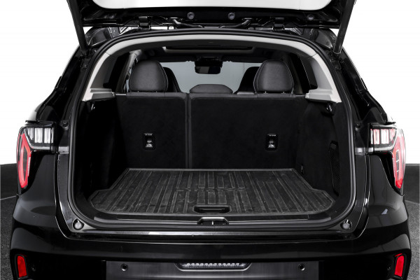 Lynk & Co 01 1.5 PHEV 261PK MY22 | 360 Camera | 7.4 kWh Boordlader | S/K-panodak | Adapt. Cruise | Memory | Elek. klep | Trekhaak | LM 20" |