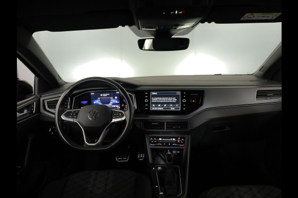 Volkswagen Taigo 1.0 TSI R-Line 110pk DSG| digital display| 17'LM-velgen| Camera| Alarm