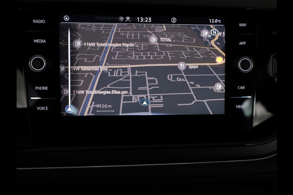 Volkswagen Taigo 1.0 TSI R-Line 110pk DSG| digital display| 17'LM-velgen| Camera| Alarm