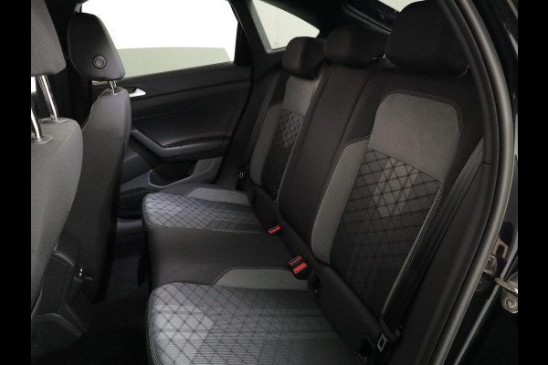 Volkswagen Taigo 1.0 TSI R-Line 110pk DSG| digital display| 17'LM-velgen| Camera| Alarm