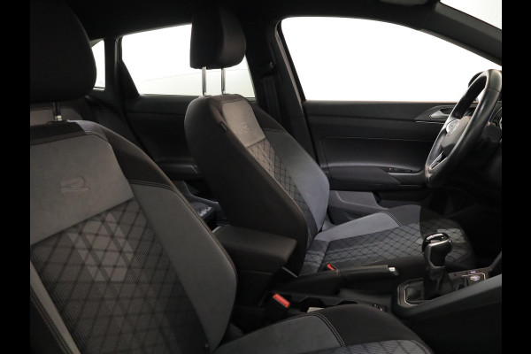 Volkswagen Taigo 1.0 TSI R-Line 110pk DSG| digital display| 17'LM-velgen| Camera| Alarm