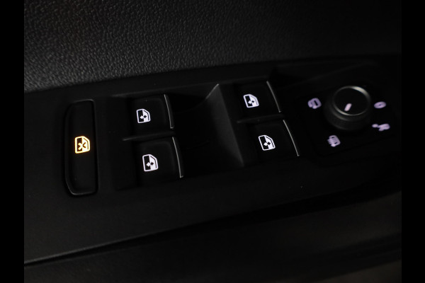 Volkswagen Taigo 1.0 TSI R-Line 110pk DSG| digital display| 17'LM-velgen| Camera| Alarm