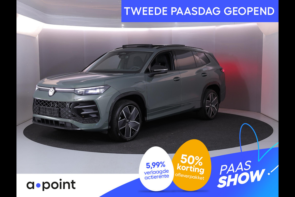 Volkswagen Tayron 1.5 eHybrid R-Line Edition 272 pk Automaat (DSG) | Navigatie | Panoramadak | Parkeersensoren (Park assist) | Achteruitrijcamera | Black Style pakket | R-Line |