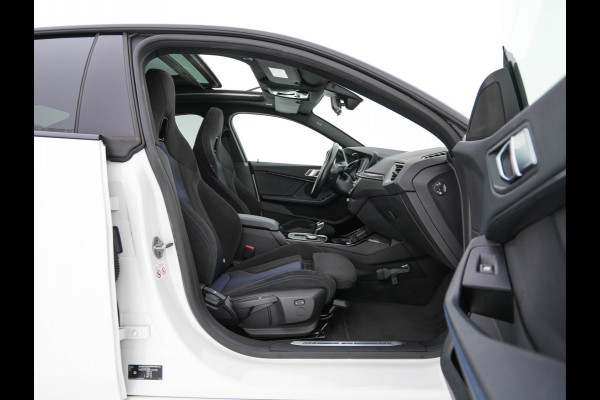 BMW 2 Serie Gran Coupé 220i M-Sportpack Business Edition (INCL-BTW) Aut. *PANO | MICROFIBRE-SPORTSEATS | FULL-LED | DIGI-COCKPIT | CAMERA | NAVI-FULLMAP | HIFI-SOUND | DAB+ | ECC | PDC | CRUISE | CARPLAY | KEYLESS | PRIVACYGLASS | 18"ALU*