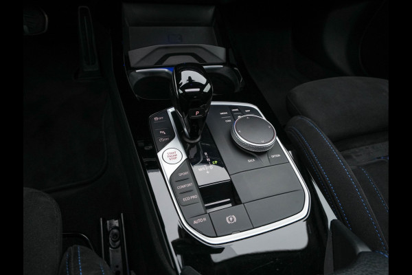 BMW 2 Serie Gran Coupé 220i M-Sportpack Business Edition (INCL-BTW) Aut. *PANO | MICROFIBRE-SPORTSEATS | FULL-LED | DIGI-COCKPIT | CAMERA | NAVI-FULLMAP | HIFI-SOUND | DAB+ | ECC | PDC | CRUISE | CARPLAY | KEYLESS | PRIVACYGLASS | 18"ALU*