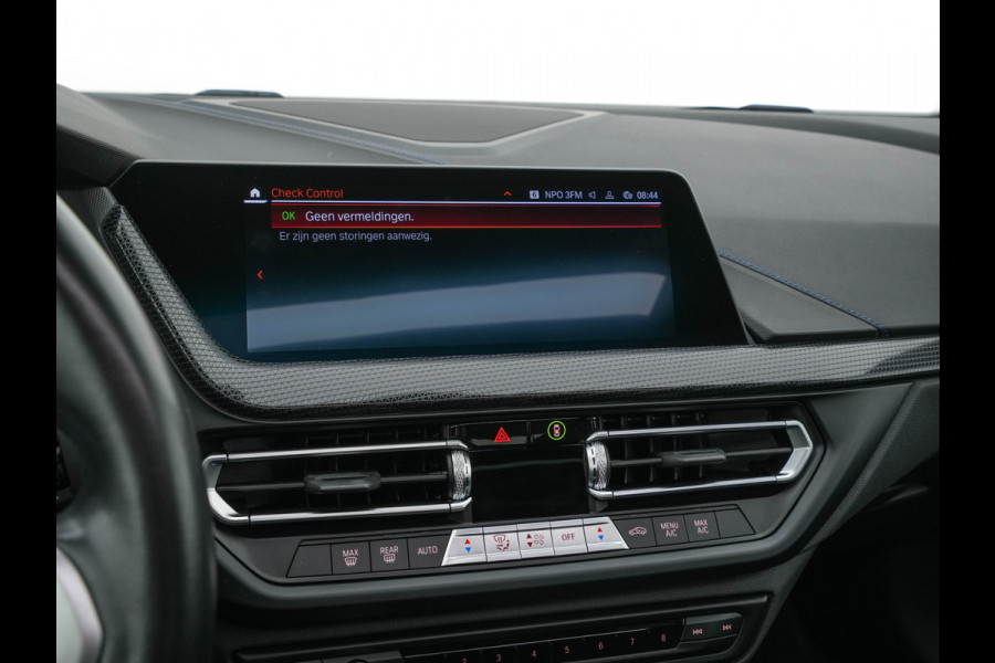 BMW 2 Serie Gran Coupé 220i M-Sportpack Business Edition (INCL-BTW) Aut. *PANO | MICROFIBRE-SPORTSEATS | FULL-LED | DIGI-COCKPIT | CAMERA | NAVI-FULLMAP | HIFI-SOUND | DAB+ | ECC | PDC | CRUISE | CARPLAY | KEYLESS | PRIVACYGLASS | 18"ALU*