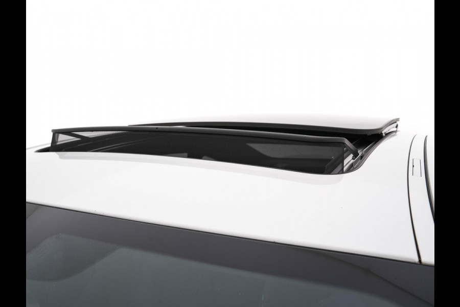 BMW 2 Serie Gran Coupé 220i M-Sportpack Business Edition (INCL-BTW) Aut. *PANO | MICROFIBRE-SPORTSEATS | FULL-LED | DIGI-COCKPIT | CAMERA | NAVI-FULLMAP | HIFI-SOUND | DAB+ | ECC | PDC | CRUISE | CARPLAY | KEYLESS | PRIVACYGLASS | 18"ALU*