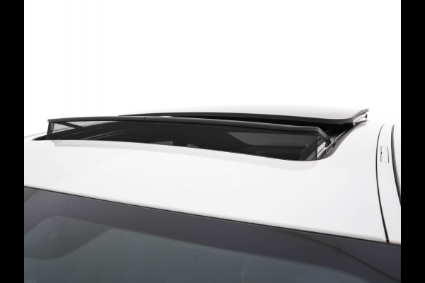 BMW 2 Serie Gran Coupé 220i M-Sportpack Business Edition (INCL-BTW) Aut. *PANO | MICROFIBRE-SPORTSEATS | FULL-LED | DIGI-COCKPIT | CAMERA | NAVI-FULLMAP | HIFI-SOUND | DAB+ | ECC | PDC | CRUISE | CARPLAY | KEYLESS | PRIVACYGLASS | 18"ALU*