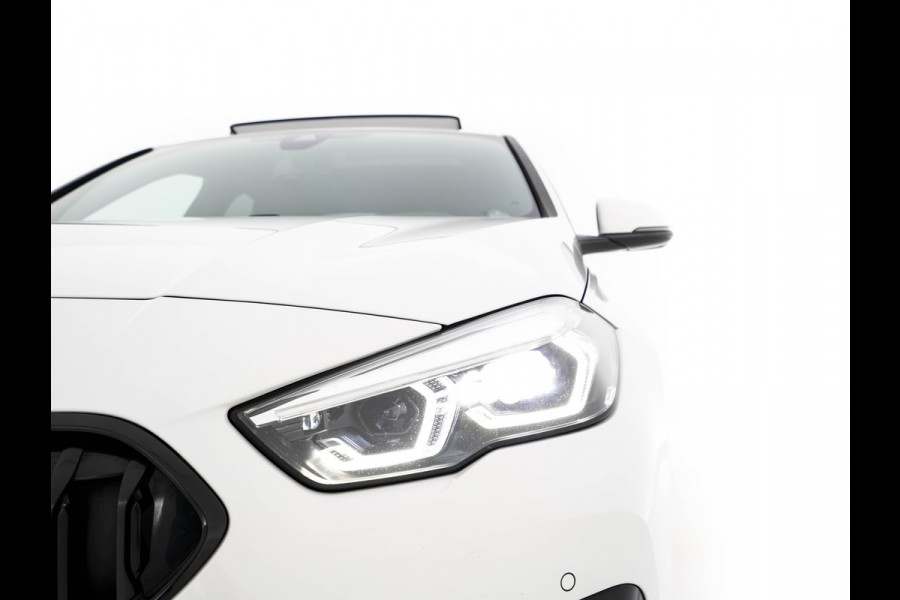 BMW 2 Serie Gran Coupé 220i M-Sportpack Business Edition (INCL-BTW) Aut. *PANO | MICROFIBRE-SPORTSEATS | FULL-LED | DIGI-COCKPIT | CAMERA | NAVI-FULLMAP | HIFI-SOUND | DAB+ | ECC | PDC | CRUISE | CARPLAY | KEYLESS | PRIVACYGLASS | 18"ALU*