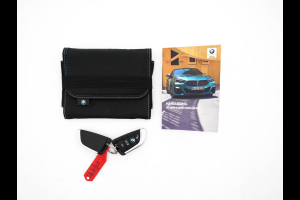 BMW 2 Serie Gran Coupé 220i M-Sportpack Business Edition (INCL-BTW) Aut. *PANO | MICROFIBRE-SPORTSEATS | FULL-LED | DIGI-COCKPIT | CAMERA | NAVI-FULLMAP | HIFI-SOUND | DAB+ | ECC | PDC | CRUISE | CARPLAY | KEYLESS | PRIVACYGLASS | 18"ALU*