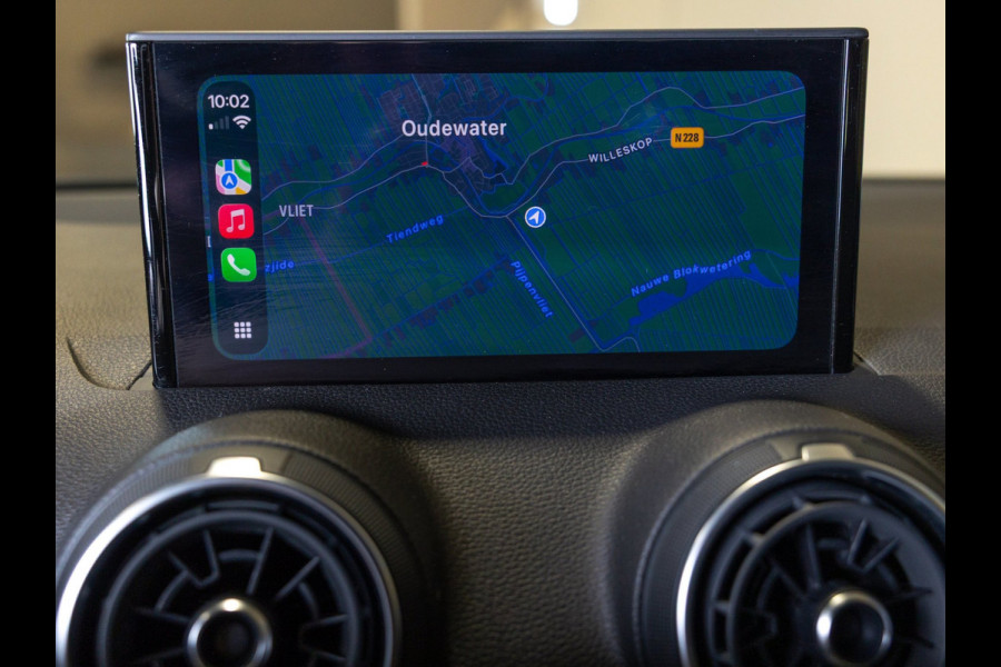 Audi Q2 35 TFSI Advanced edition / 150pk / Stoelverwarming / Adaptieve cruise control / Elektrische achterklep /