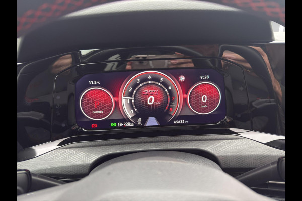 Volkswagen Golf 2.0 TSI GTI 5Drs | Pano | Leer | Memory | H&K | Head-Up | Stoel & Stuur verwarming |