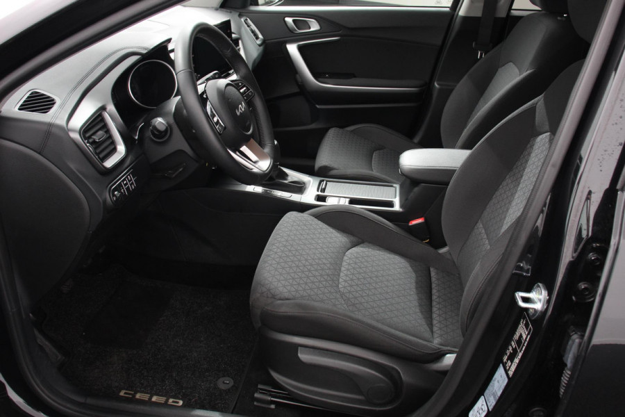 Kia Ceed Sportswagon 1.0 T-GDi Active | Navigatie | Apple Carplay/Android Auto | Climate Control | Camera | Cruise Control | Stoelverwarming | Lichtmetalen Velgen