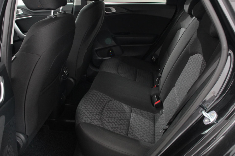 Kia Ceed Sportswagon 1.0 T-GDi Active | Navigatie | Apple Carplay/Android Auto | Climate Control | Camera | Cruise Control | Stoelverwarming | Lichtmetalen Velgen