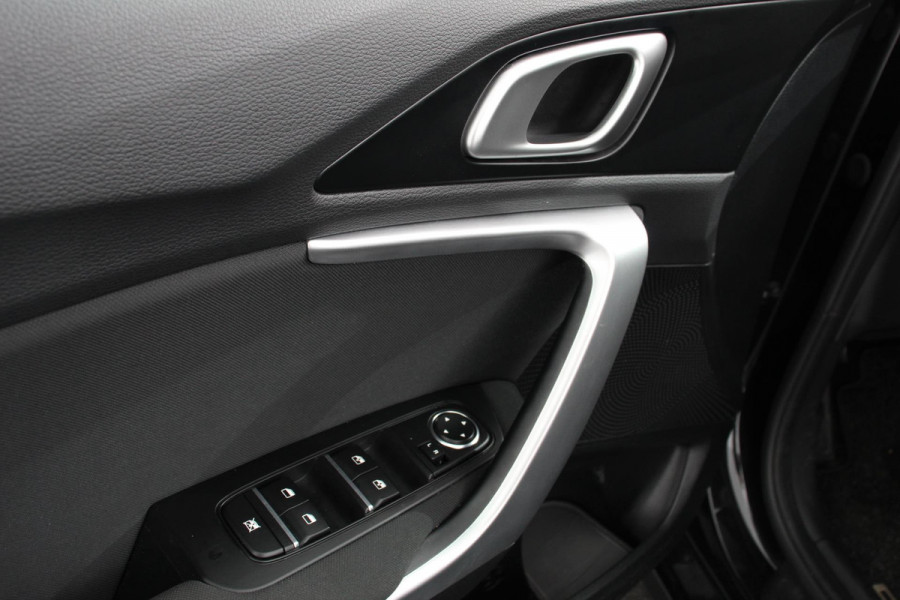 Kia Ceed Sportswagon 1.0 T-GDi Active | Navigatie | Apple Carplay/Android Auto | Climate Control | Camera | Cruise Control | Stoelverwarming | Lichtmetalen Velgen