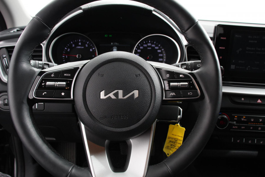 Kia Ceed Sportswagon 1.0 T-GDi Active | Navigatie | Apple Carplay/Android Auto | Climate Control | Camera | Cruise Control | Stoelverwarming | Lichtmetalen Velgen