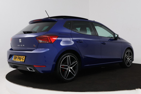 Seat Ibiza 1.0 TSI FR Business Intense (PANORAMADAK, CAMERA, STOELVERWARMING, BEATS AUDIO, CRUISE ADAPTIEF, DIGITALE COCKPIT)