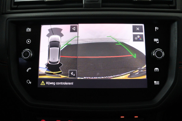 Seat Ibiza 1.0 TSI FR Business Intense (PANORAMADAK, CAMERA, STOELVERWARMING, BEATS AUDIO, CRUISE ADAPTIEF, DIGITALE COCKPIT)