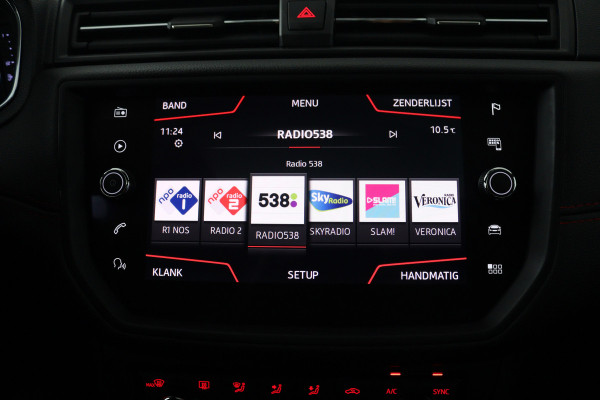 Seat Ibiza 1.0 TSI FR Business Intense (PANORAMADAK, CAMERA, STOELVERWARMING, BEATS AUDIO, CRUISE ADAPTIEF, DIGITALE COCKPIT)