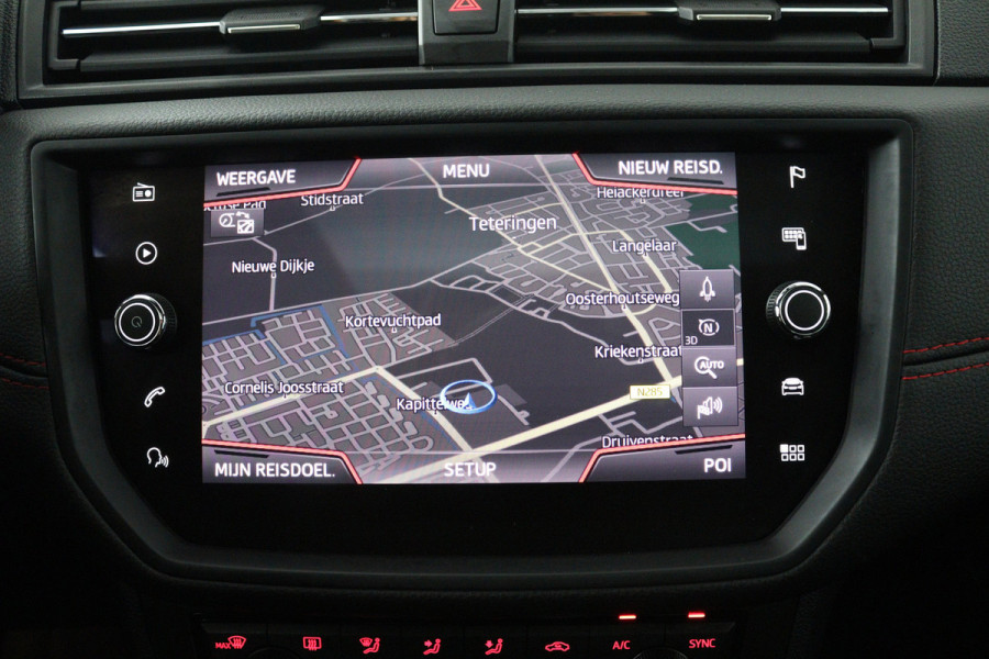 Seat Ibiza 1.0 TSI FR Business Intense (PANORAMADAK, CAMERA, STOELVERWARMING, BEATS AUDIO, CRUISE ADAPTIEF, DIGITALE COCKPIT)