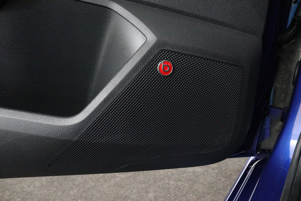 Seat Ibiza 1.0 TSI FR Business Intense (PANORAMADAK, CAMERA, STOELVERWARMING, BEATS AUDIO, CRUISE ADAPTIEF, DIGITALE COCKPIT)