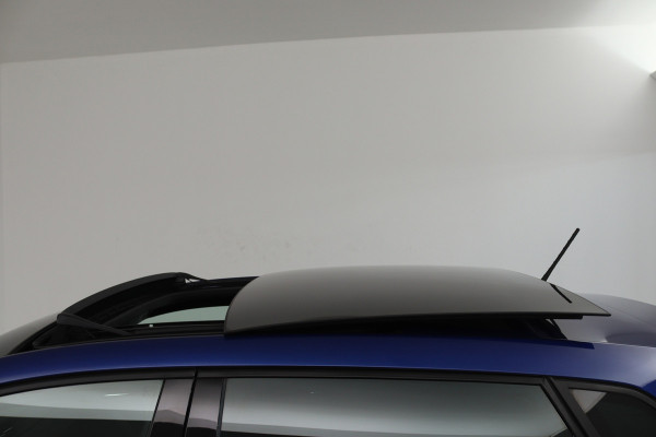 Seat Ibiza 1.0 TSI FR Business Intense (PANORAMADAK, CAMERA, STOELVERWARMING, BEATS AUDIO, CRUISE ADAPTIEF, DIGITALE COCKPIT)