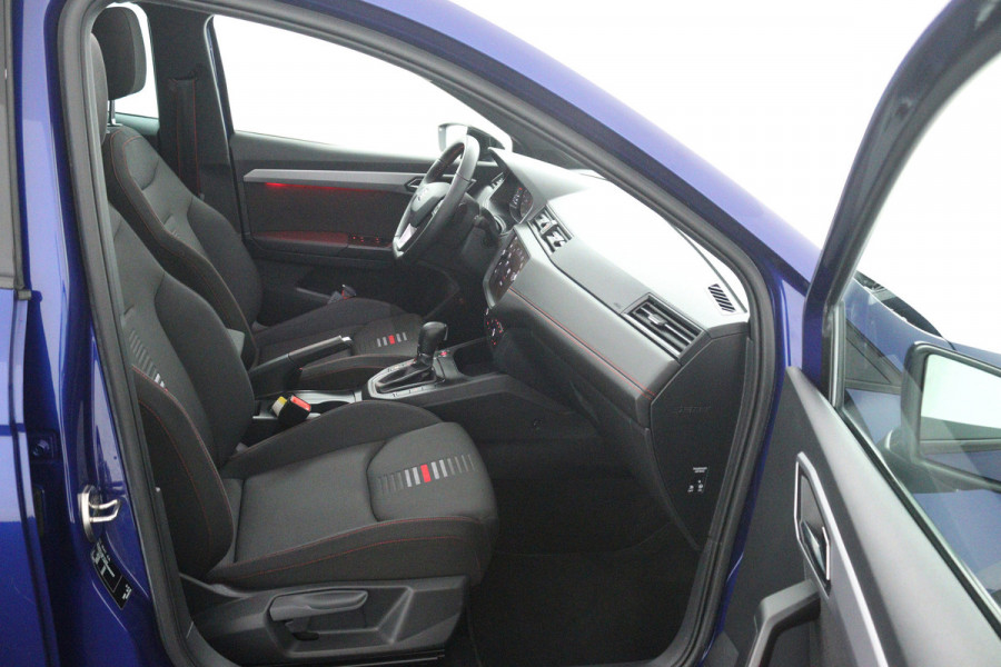 Seat Ibiza 1.0 TSI FR Business Intense (PANORAMADAK, CAMERA, STOELVERWARMING, BEATS AUDIO, CRUISE ADAPTIEF, DIGITALE COCKPIT)