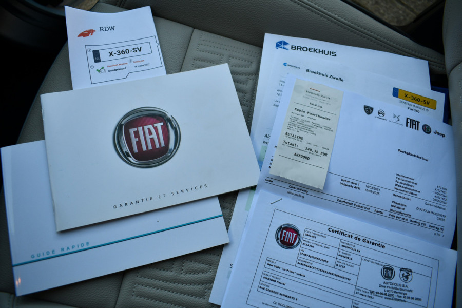 Fiat 500C La Prima 42 kWh Celestial Blue incl-Winterset ACC Stoelverw Camera Carplay