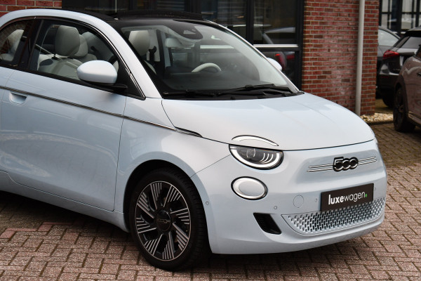 Fiat 500C La Prima 42 kWh Celestial Blue incl-Winterset ACC Stoelverw Camera Carplay