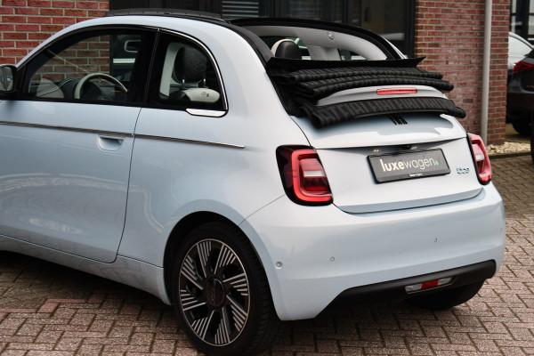 Fiat 500C La Prima 42 kWh Celestial Blue incl-Winterset ACC Stoelverw Camera Carplay