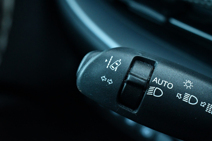 Fiat 500C La Prima 42 kWh Celestial Blue incl-Winterset ACC Stoelverw Camera Carplay