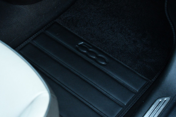 Fiat 500C La Prima 42 kWh Celestial Blue incl-Winterset ACC Stoelverw Camera Carplay