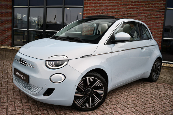 Fiat 500C La Prima 42 kWh Celestial Blue incl-Winterset ACC Stoelverw Camera Carplay