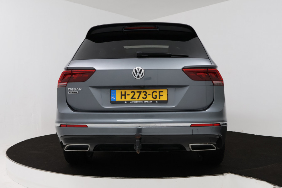 Volkswagen Tiguan Allspace 1.5 TSI Highline Business R (PANORAMADAK, TREKHAAK, STOELVERWARMING, DIGITALE COCKPIT)