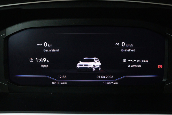 Volkswagen Tiguan Allspace 1.5 TSI Highline Business R (PANORAMADAK, TREKHAAK, STOELVERWARMING, DIGITALE COCKPIT)