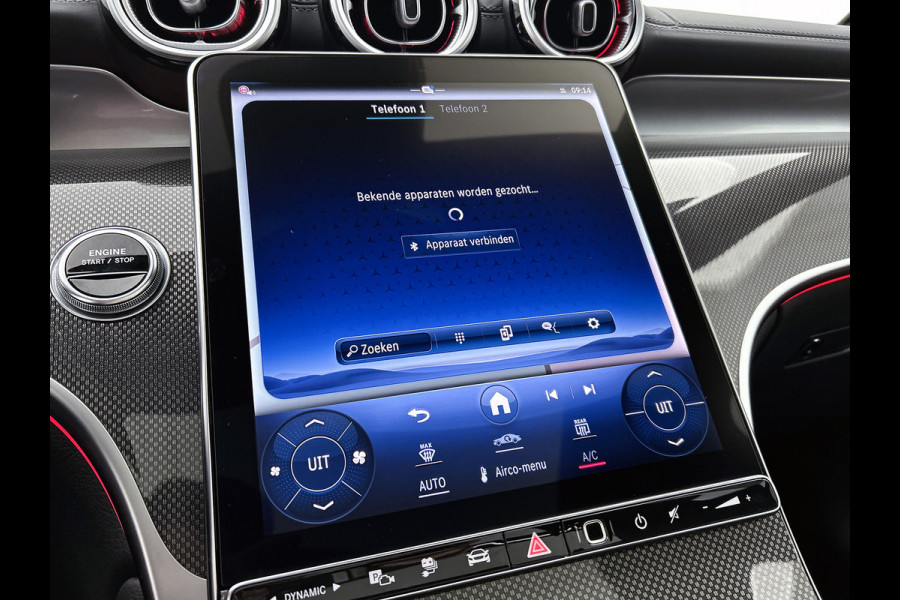 Mercedes-Benz GLC 300e 4MATIC AMG Line Achteruitrijcamera | Panaromadak | Navigatie | Memorypakket | alarm klasse 3 Inclusief 24 maanden Mercedes-Benz Certified garantie voor Europa.