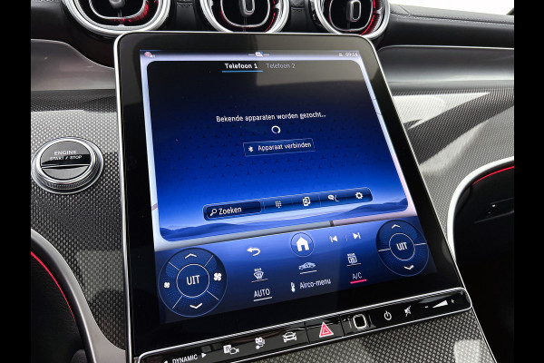 Mercedes-Benz GLC 300e 4MATIC AMG Line Achteruitrijcamera | Panaromadak | Navigatie | Memorypakket | alarm klasse 3 Inclusief 24 maanden Mercedes-Benz Certified garantie voor Europa.