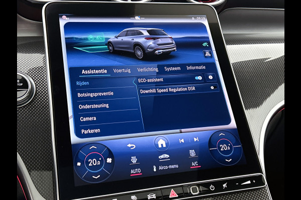 Mercedes-Benz GLC 300e 4MATIC AMG Line Achteruitrijcamera | Panaromadak | Navigatie | Memorypakket | alarm klasse 3 Inclusief 24 maanden Mercedes-Benz Certified garantie voor Europa.