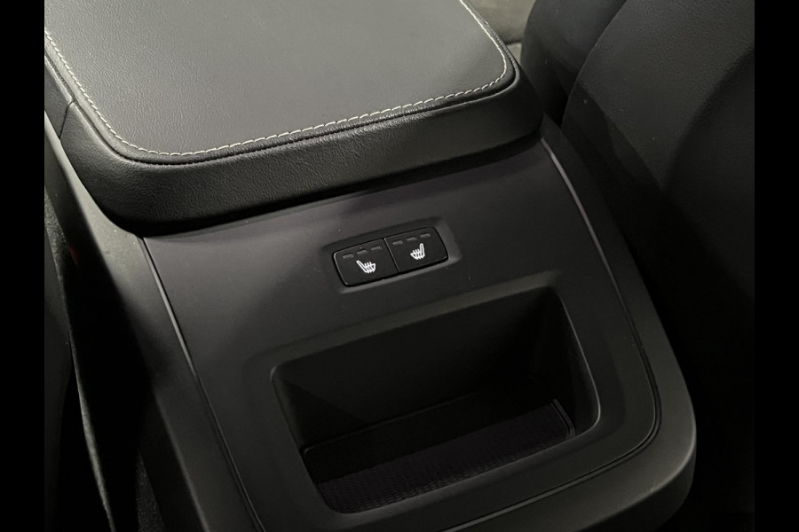 Volvo XC90 2.0 B5 AWD R-Design EX BPM | Open dak | Adapt. cruise | 360 camera | Stuur-/stoelverwarming | Memory | Keyless | Carplay