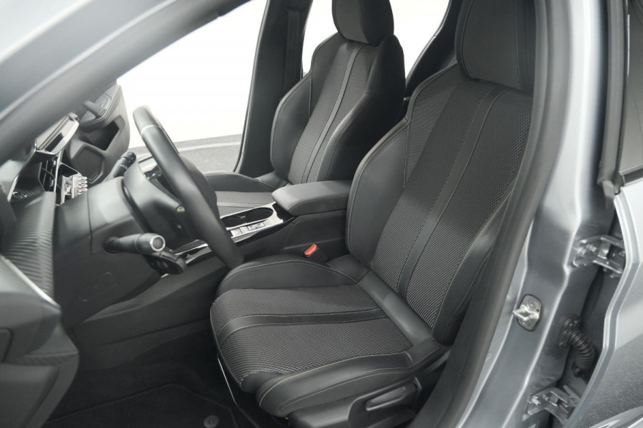 Peugeot 208 PureTech 100 GT | Camera | Navigatie | Apple Carplay | Parkeersensoren