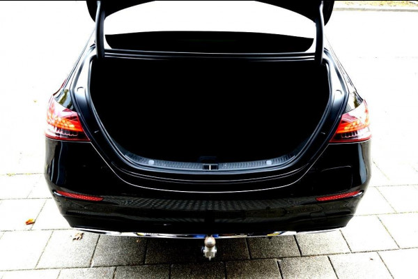 Mercedes-Benz E-Klasse 300 e AMG LEDER/NAVI/PANO/BURMESTER®