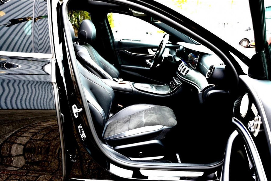 Mercedes-Benz E-Klasse 300 e AMG LEDER/NAVI/PANO/BURMESTER®