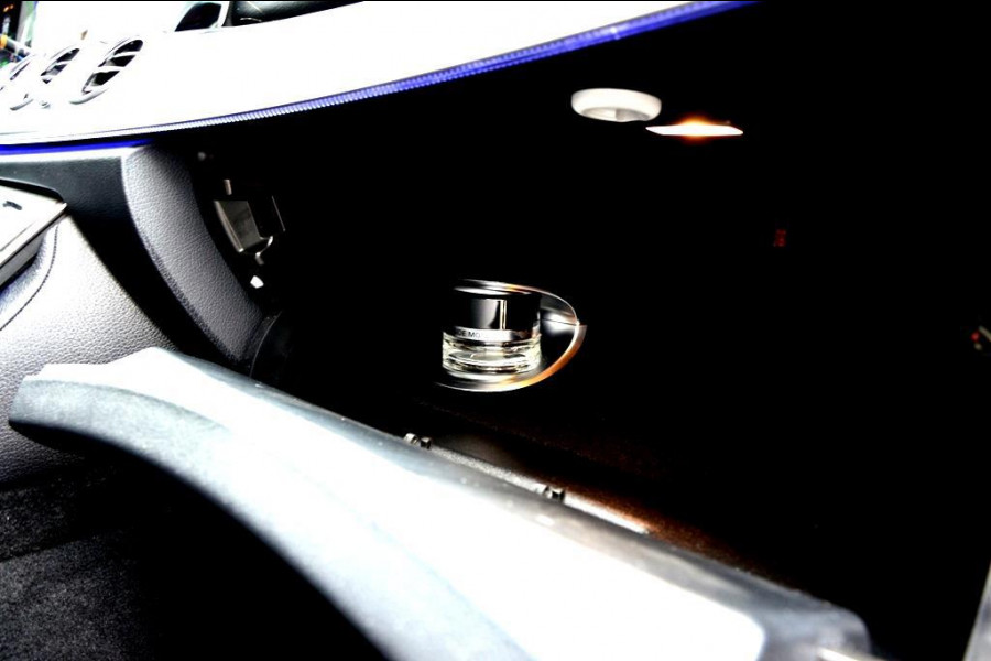 Mercedes-Benz E-Klasse 300 e AMG LEDER/NAVI/PANO/BURMESTER®