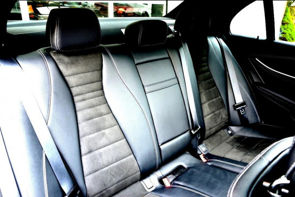 Mercedes-Benz E-Klasse 300 e AMG LEDER/NAVI/PANO/BURMESTER®