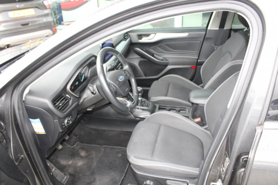 Ford FOCUS Wagon 1.0 EcoBoost 125 PK Trend Edition Business | Trekhaak | Winterpack | PDC V+A | Navigatie | Climate Control | Cruise Control