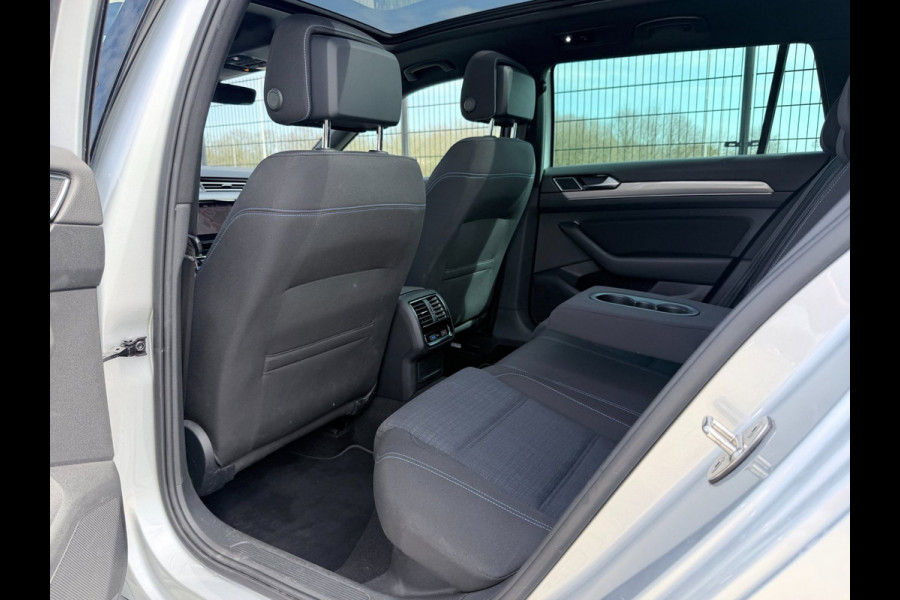 Volkswagen Passat Variant 1.4 TSI PHEV GTE Business| Carplay | PANO| Navi |Dealer onderhouden