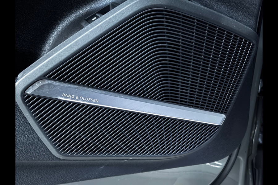 Audi Q5 55 TFSI e quattro Competition S-line BLOKJES LEER|E-ZETELS|PANO|LUCHTVERING|TREKHAAK|B&O|AMBIENT|20 INCH LMV|MATRIX