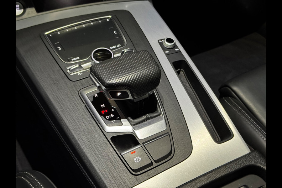 Audi Q5 55 TFSI e quattro Competition S-line BLOKJES LEER|E-ZETELS|PANO|LUCHTVERING|TREKHAAK|B&O|AMBIENT|20 INCH LMV|MATRIX